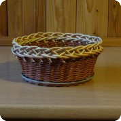 Ošatka - košík kruhový 14 cm, barva krémová, okraj hnědý